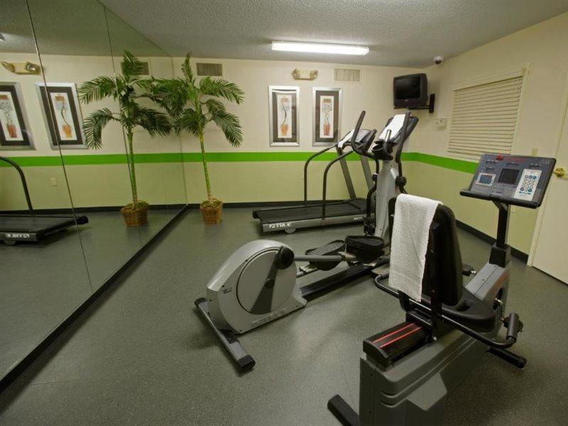 Extended Stay America Suites - Philadelphia - Mt Laurel - Pacilli Place Маунт-Лорел Экстерьер фото