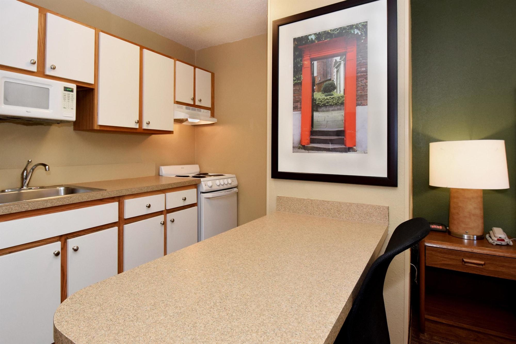 Extended Stay America Suites - Philadelphia - Mt Laurel - Pacilli Place Маунт-Лорел Экстерьер фото