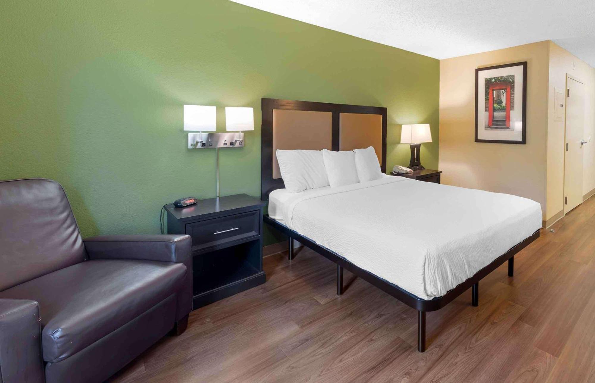 Extended Stay America Suites - Philadelphia - Mt Laurel - Pacilli Place Маунт-Лорел Экстерьер фото