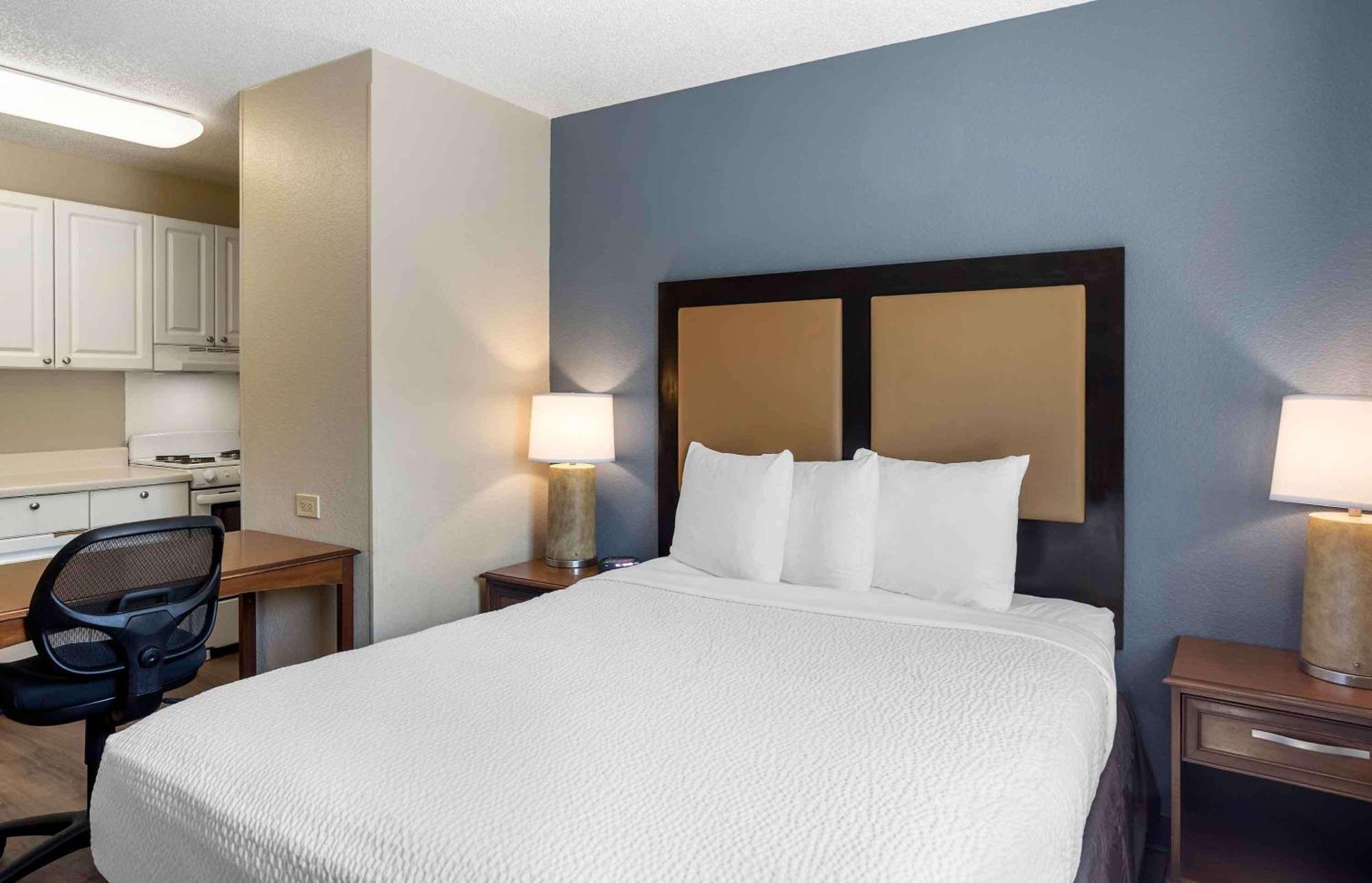 Extended Stay America Suites - Philadelphia - Mt Laurel - Pacilli Place Маунт-Лорел Экстерьер фото