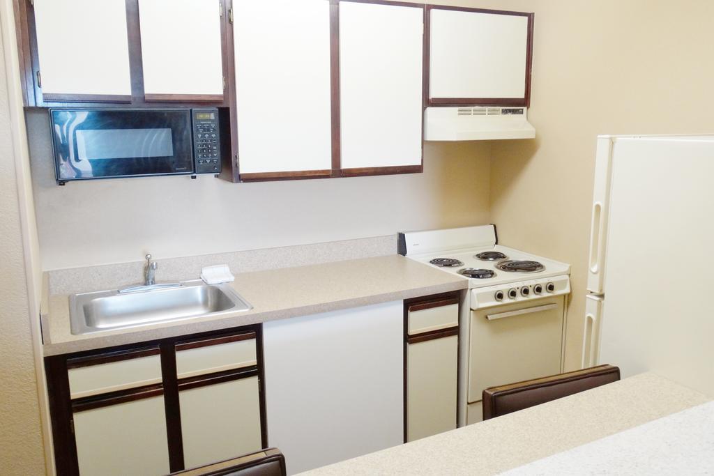 Extended Stay America Suites - Philadelphia - Mt Laurel - Pacilli Place Маунт-Лорел Экстерьер фото