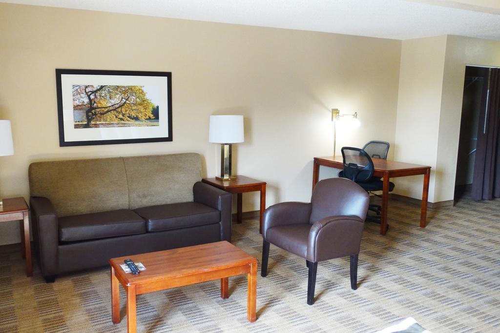 Extended Stay America Suites - Philadelphia - Mt Laurel - Pacilli Place Маунт-Лорел Экстерьер фото
