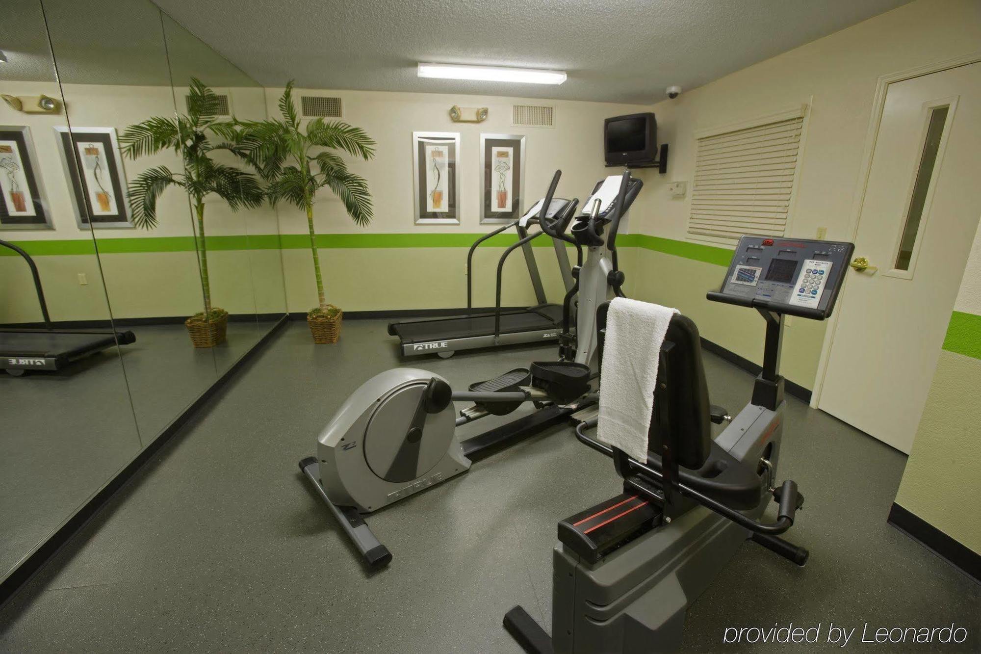 Extended Stay America Suites - Philadelphia - Mt Laurel - Pacilli Place Маунт-Лорел Удобства фото